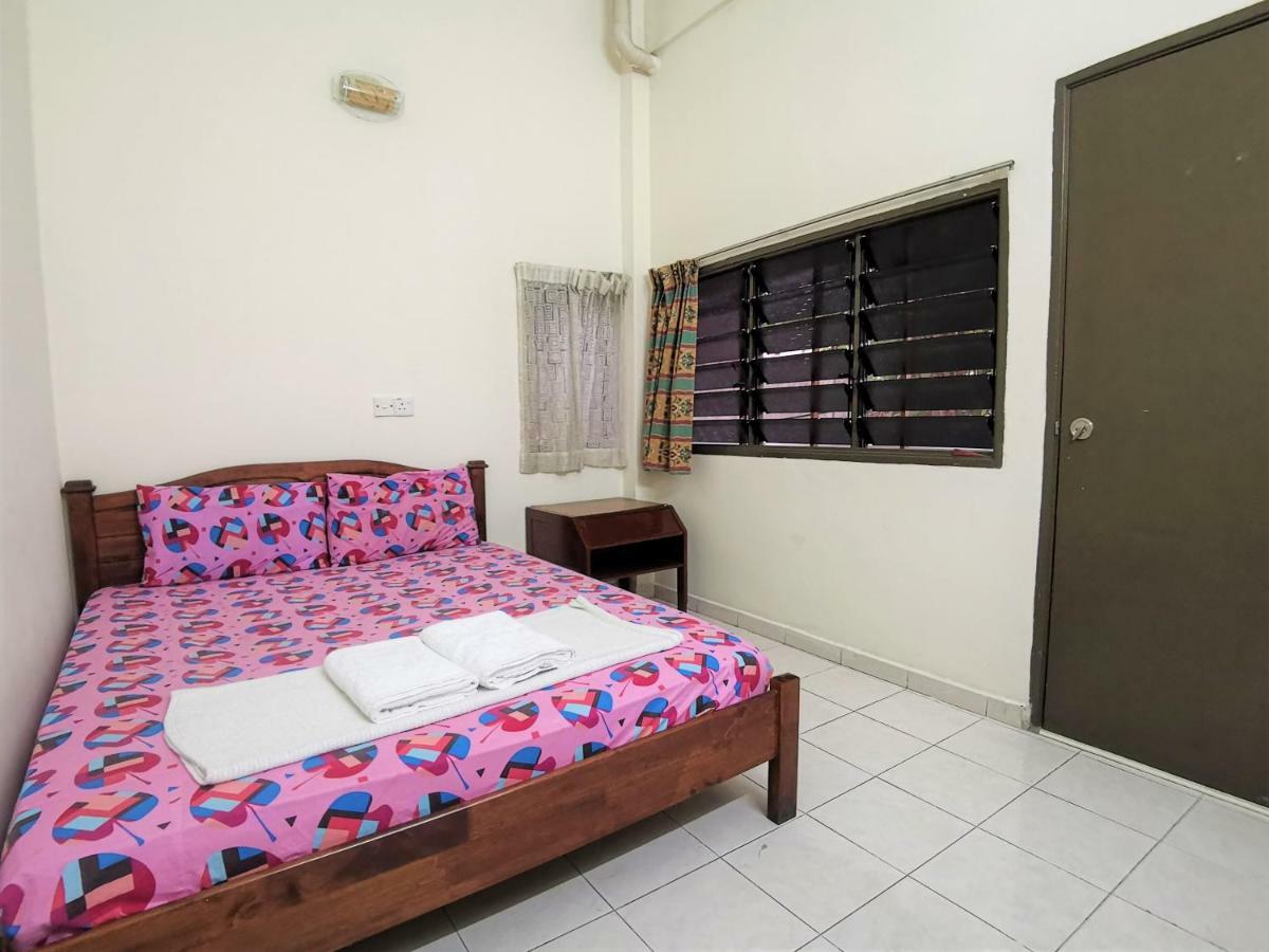 Star Lodge George Town Exterior photo